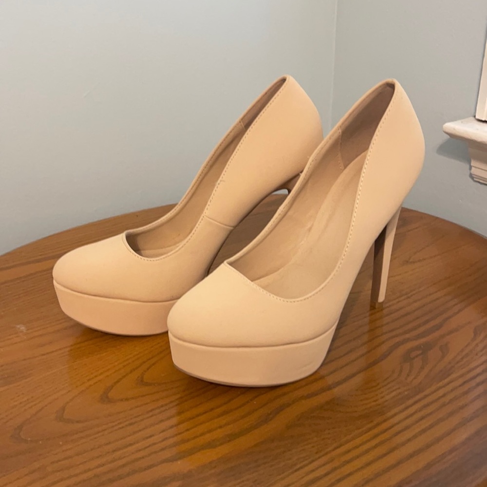 Charlotte Russe Nude Platform Pumps
